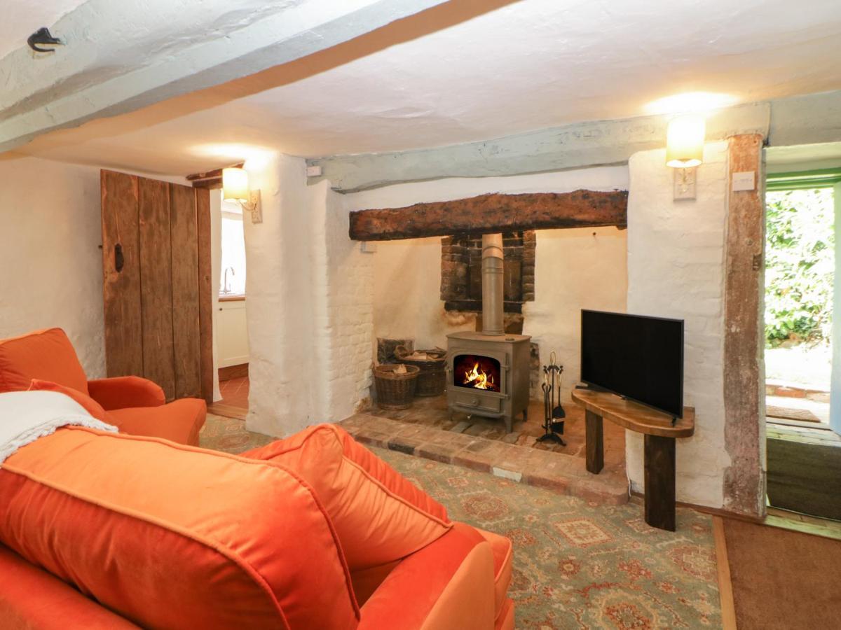 The Hideaway At Burrow Hill *
